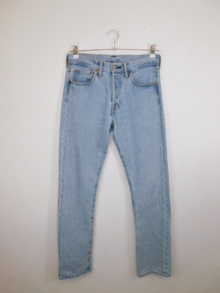 Τζιν παντελόνι LEVI'S Χρώματα: Ανοιχτό Μπλε Διαστάσεις Μέσης: 83cm (29) Υλικό: Βαμβάκι